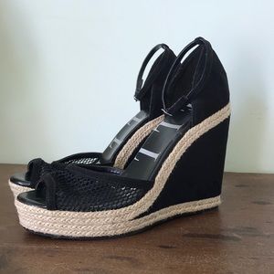 Elle Wedge Sandals 👡